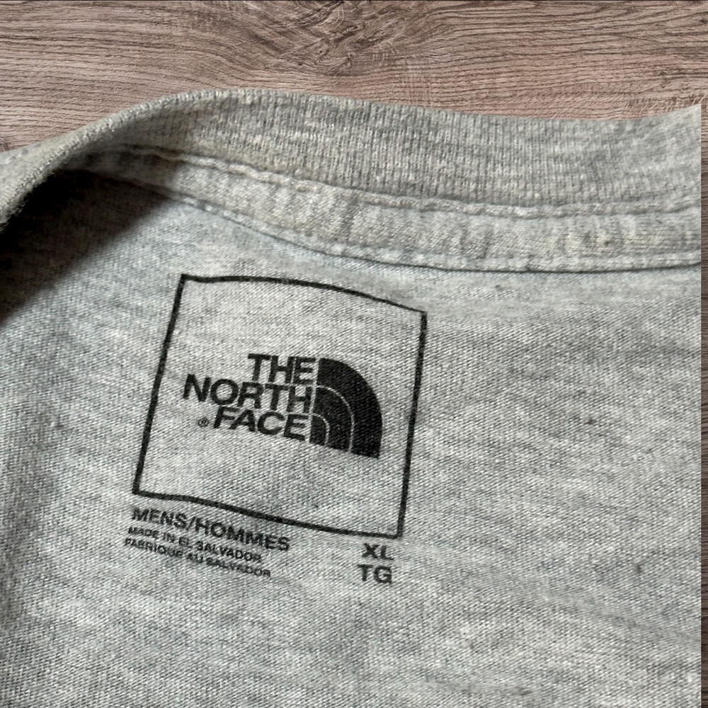 The North Face Gray Men's T-Shirt Size. XL - Picture 5 of 7